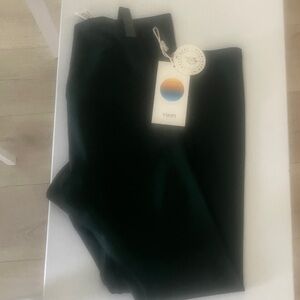 Vuori Dark Green Leggings